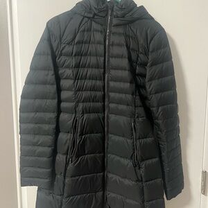 Women’s lululemon brave the cold jacket